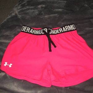 Underarmour athletic shorts